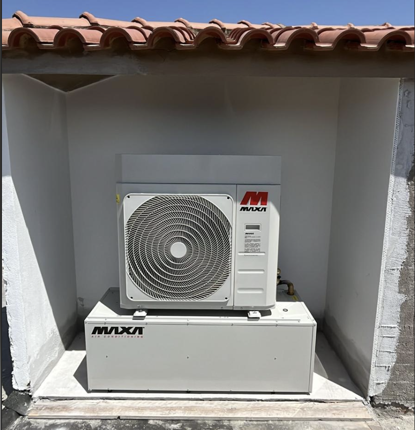 Installazione di Chiller con sotto volano termico